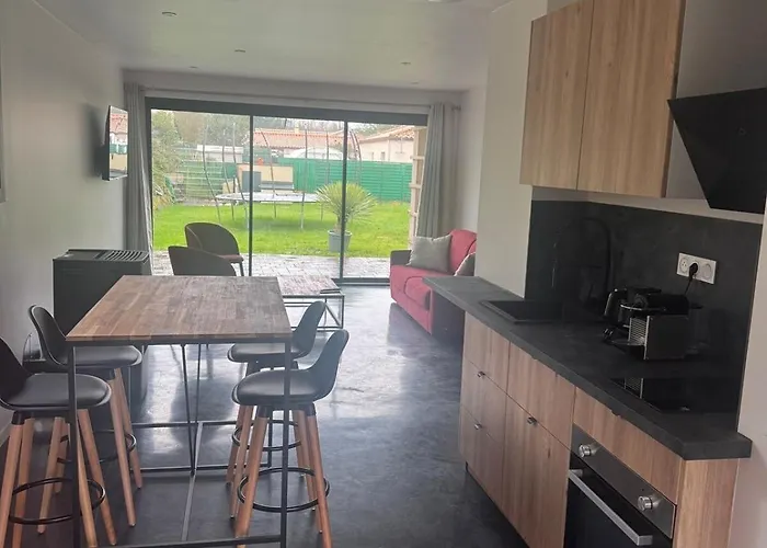 Avec Accès Indépendant Aigrefeuille-sur-Maine